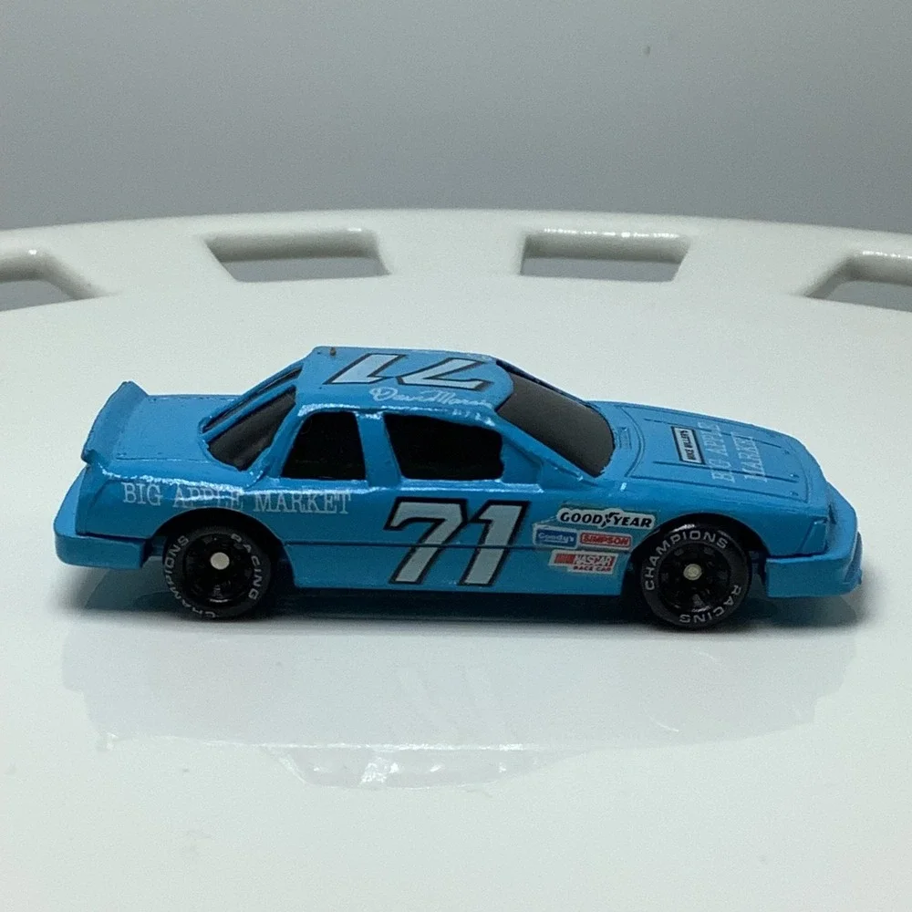 Racing Champions 1990 racing